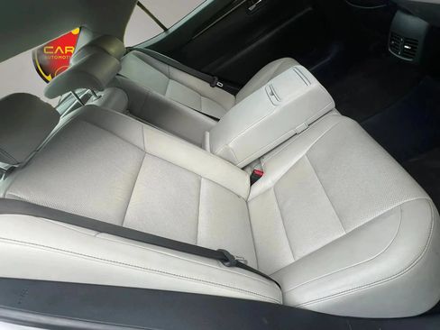 Used 2013 Lexus ES 350 w/ Luxury Pkg FWD image 15