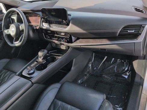 Used 2021 Nissan Rogue Platinum image 31