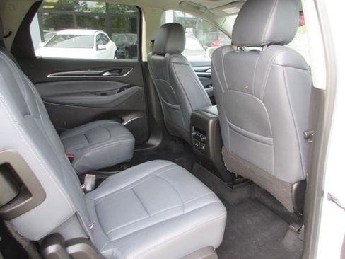 Used 2020 Buick Enclave Essence w/ Sound and Sites Package FWD image 19