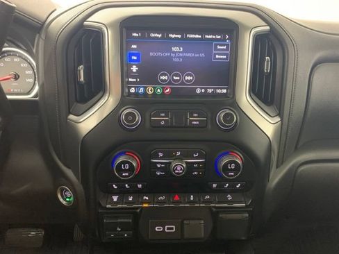 Used 2022 Chevrolet Silverado 2500 LTZ w/ LTZ Premium Package AWD/4WD image 5