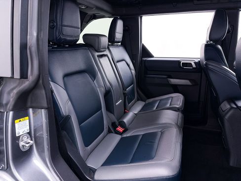 Used 2023 Ford Bronco Outer Banks AWD/4WD image 39