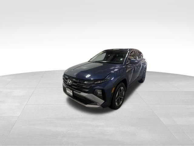 Used 2025 Hyundai Tucson SEL AWD/4WD image 2