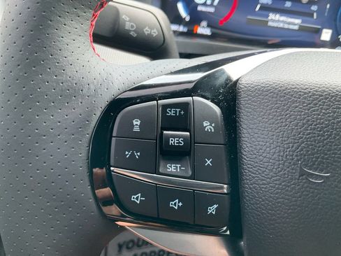 Certified 2026 Ford Explorer ST-Line RWD image 21