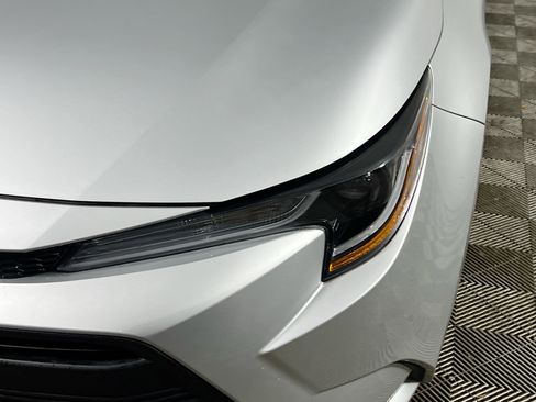 Used 2023 Toyota Corolla LE image 12