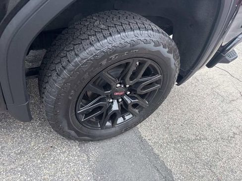 Used 2024 GMC Sierra 1500 Elevation AWD/4WD image 15