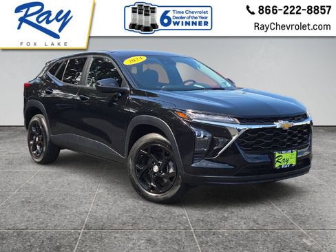 Certified 2024 Chevrolet Trax LS w/ LS Convenience Package FWD image 1