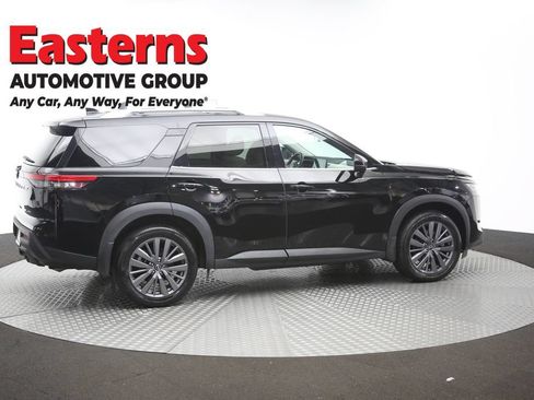 Used 2023 Nissan Pathfinder SL w/ SL Premium Package AWD/4WD image 46
