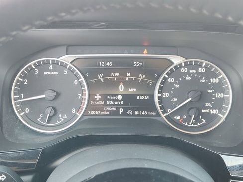 Used 2023 Nissan Pathfinder SL image 11