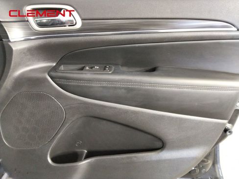 Used 2021 Jeep Grand Cherokee Limited AWD/4WD image 36