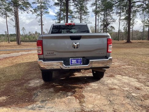 Used 2024 RAM 2500 Big Horn AWD/4WD image 4