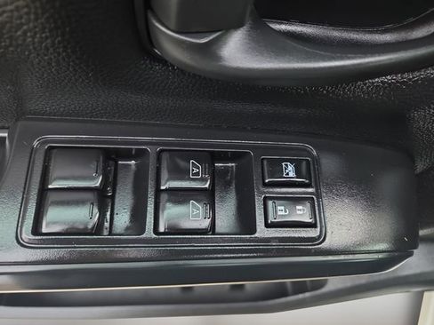 Used 2022 Nissan Titan S w/ S Utility Package image 17