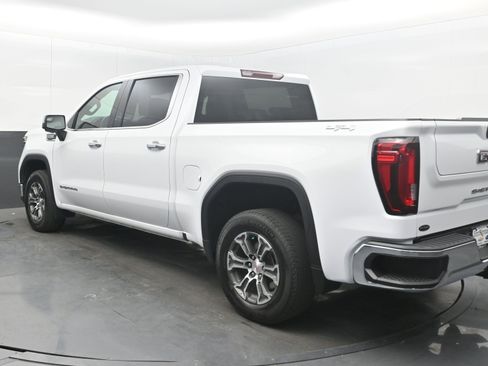 Used 2025 GMC Sierra 1500 SLT image 6