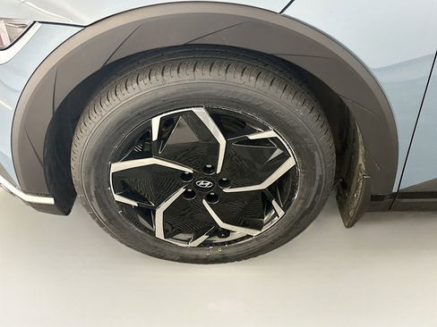 Used 2024 Hyundai Ioniq 5 SE image 11
