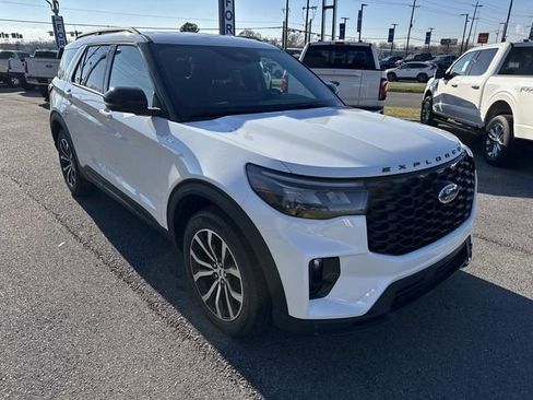 New 2026 Ford Explorer ST-Line w/ Premium Package image 3