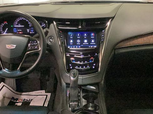 Used 2018 Cadillac CTS Premium Luxury image 10