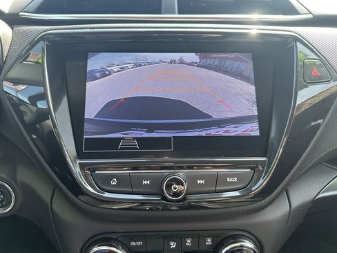 Used 2023 Chevrolet TrailBlazer LT AWD/4WD image 18