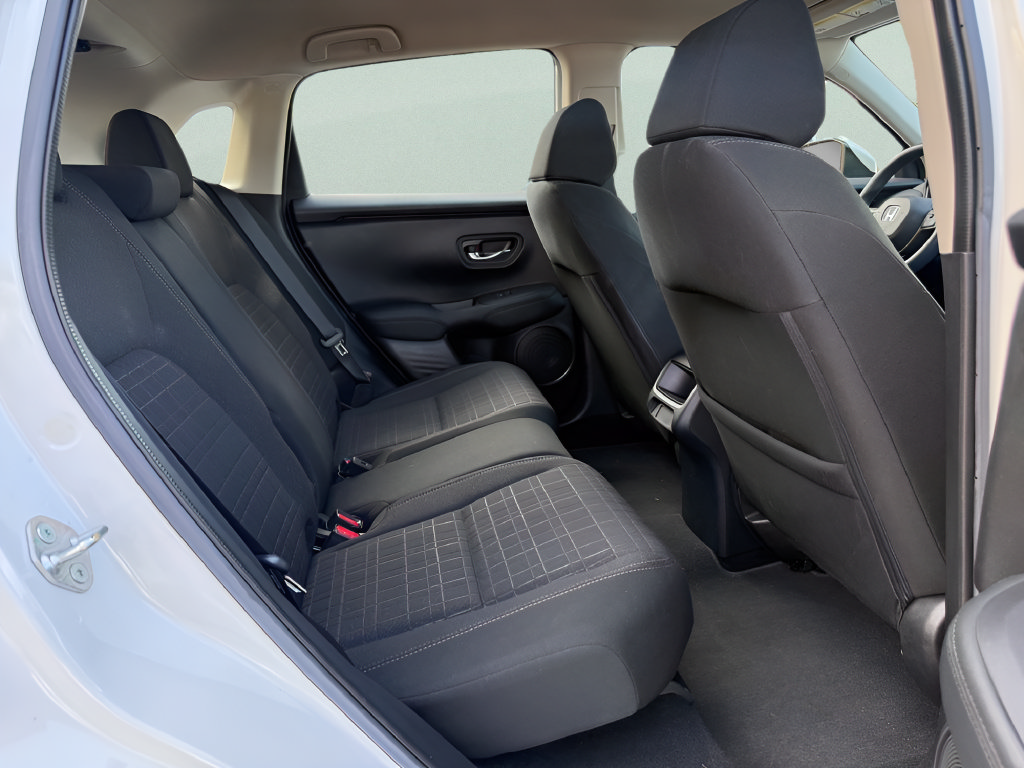 Used 2024 Honda HR-V LX image 12