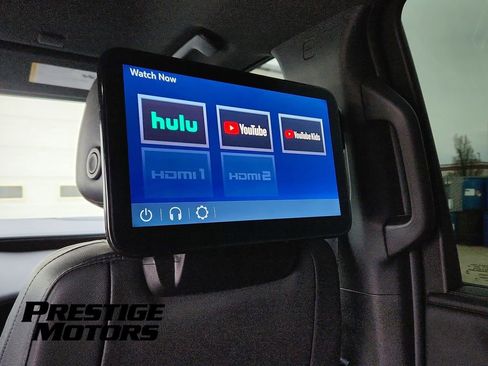 Used 2023 Chevrolet Suburban High Country w/ Advanced Technology Package image 20