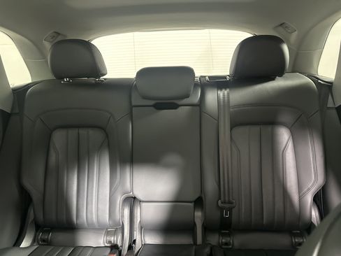 Used 2019 Audi Q5 Premium Plus image 23