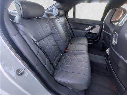Used 2025 BMW i7 xDrive60 AWD/4WD image 22