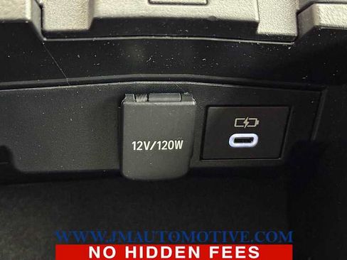Used 2023 Toyota Corolla LE w/ LE Convenience Package FWD image 37