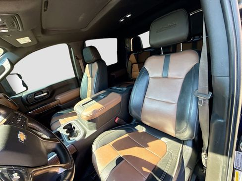 Used 2021 Chevrolet Silverado 3500 High Country AWD/4WD image 21