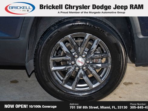 Used 2018 GMC Acadia SLT image 40