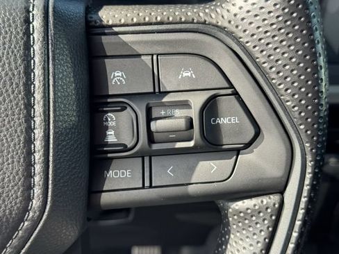 Certified 2025 Toyota Tacoma SR5 AWD/4WD image 22