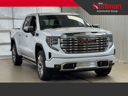 New 2026 GMC Sierra 1500 Denali w/ Denali Reserve Package AWD/4WD image 1