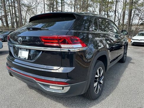Used 2021 Volkswagen Atlas Cross Sport SE image 5