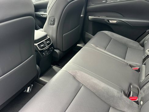 New 2026 Lexus RX 450h AWD image 9