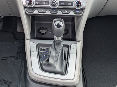 Used 2019 Hyundai Elantra Value Edition FWD image 14