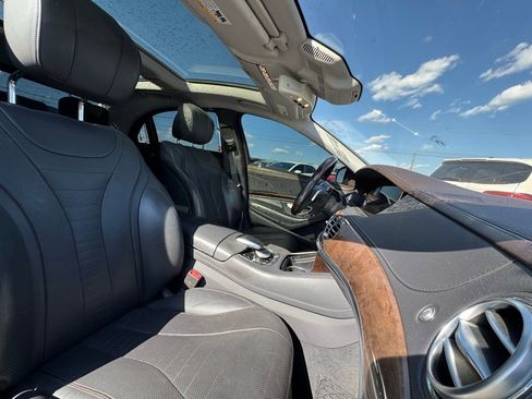 Used 2019 Mercedes-Benz S 560 Sedan image 15