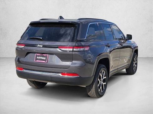 New 2025 Jeep Grand Cherokee Limited image 5