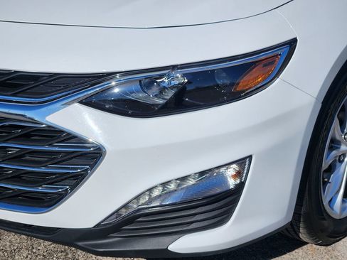 Used 2024 Chevrolet Malibu LT image 10