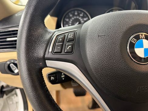 Used 2015 BMW X1 sDrive28i RWD image 18