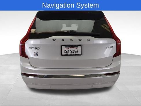 Certified 2023 Volvo XC90 B5 Plus image 6