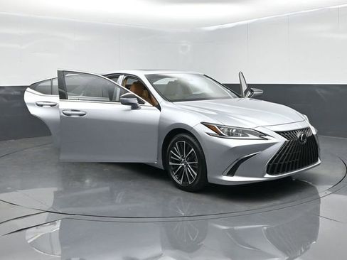 Used 2022 Lexus ES 350 w/ Premium Package image 61