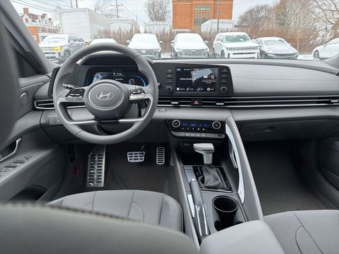 New 2026 Hyundai Elantra Sport FWD image 17
