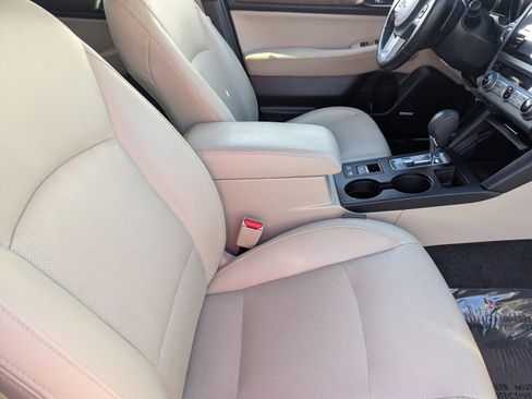 Used 2015 Subaru Outback 3.6R Limited image 12