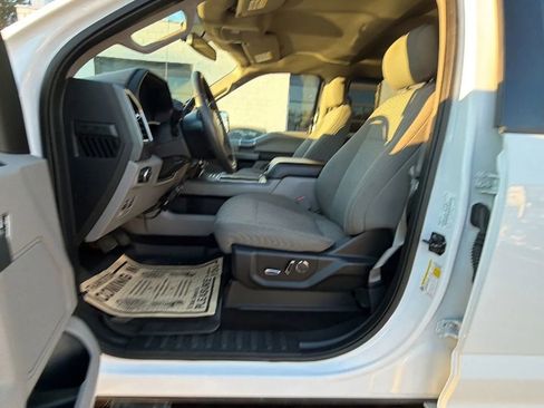 Used 2018 Ford F150 XLT w/ Equipment Group 302A Luxury image 23