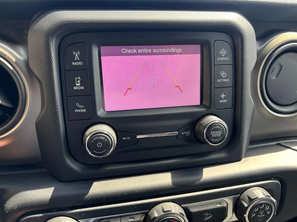 Used 2018 Jeep Wrangler Unlimited Sport S AWD/4WD image 22