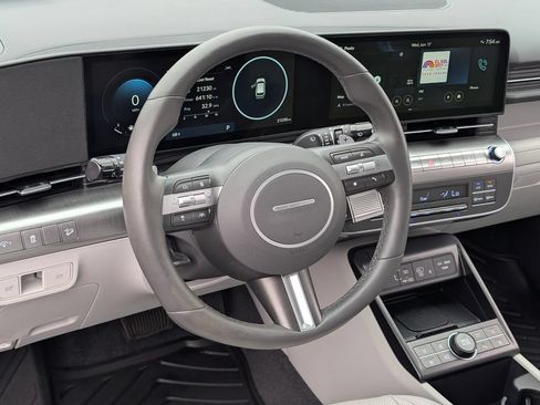 Certified 2025 Hyundai Kona Limited FWD image 19