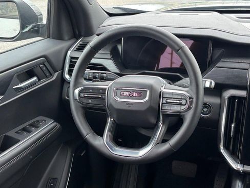 Certified 2025 GMC Acadia Elevation image 13