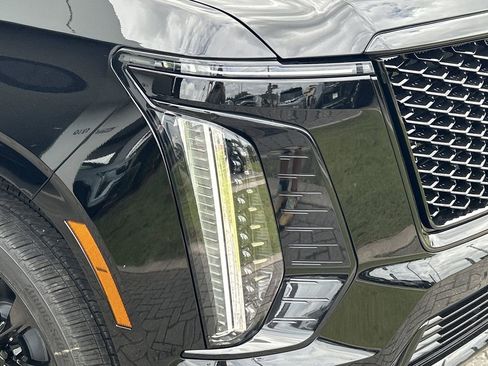 New 2026 Cadillac Escalade Platinum Sport image 7