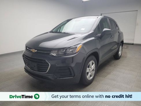 Used 2019 Chevrolet Trax LS w/ Tint and Cruise Package FWD image 1