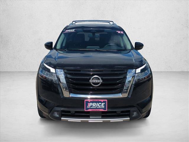 Used 2022 Nissan Pathfinder SL w/ SL Premium Package FWD image 2