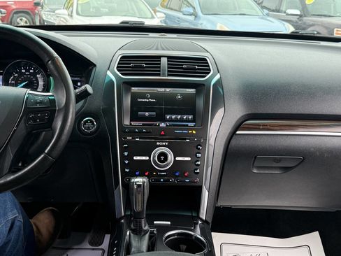 Used 2016 Ford Explorer Limited w/ Equipment Group 301A image 14