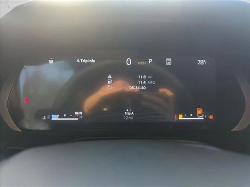 New 2026 Jeep Grand Cherokee Limited w/ Limited Altitude Package RWD image 7