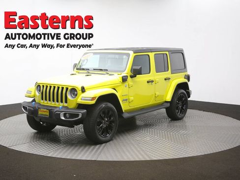 Used 2023 Jeep Wrangler Unlimited Sahara AWD/4WD image 55